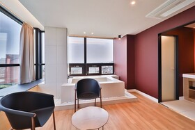 Hotel 701