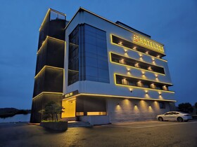 Hotel 701