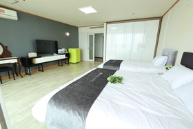 Hotel Marine