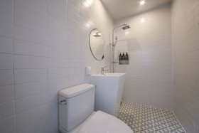 Hotel Raza B