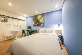 Hotel Raza B
