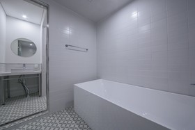 Hotel Raza B