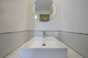 Hotel Raza B