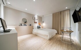 Hotel Yam