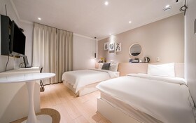 Hotel Yam