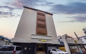 Hotel Yam