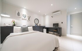 Hotel Yam