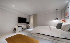 Hotel Yam