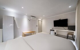Hotel Yam
