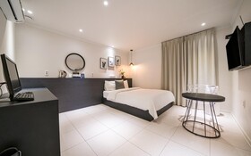 Hotel Yam