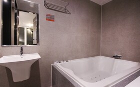 Idea Hotel