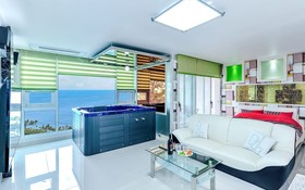 Pinewave Sea & Spa Pension