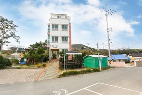Pohang 5-island Pension