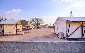 Pohang Aqua Bay Glamping Pension