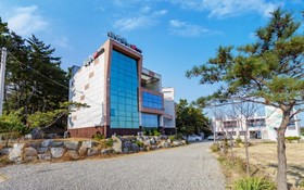 Pohang Badahyanggi Pension