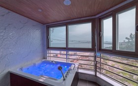 Pohang Beach63 Spa Pension