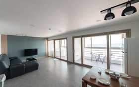 Pohang Beach63 Spa Pension