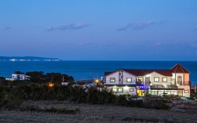 Pohang Blue Bada Pension