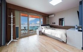 Pohang Blue Coral Pension