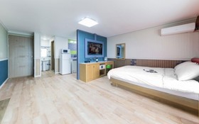 Pohang Blue Coral Pension