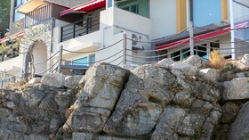 Pohang Couple Stone Pension