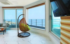 Pohang Damodi Pool Villas Pension