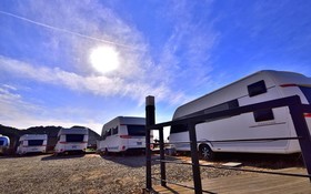 Pohang Glampingaen and Caravan Pension
