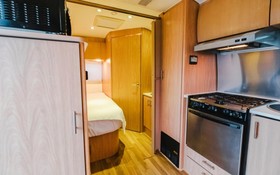 Pohang Glampingaen and Caravan Pension