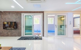Pohang Good's Pool Villa