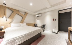 Pohang Jukdo Gallery Hotel