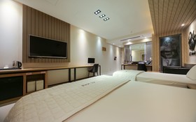 Pohang Jukdo Market Hotel A1