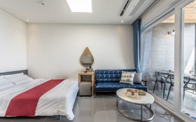 Pohang Molly Holly Pension