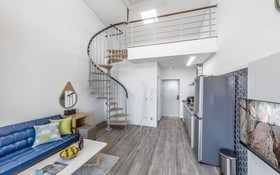 Pohang Molly Holly Pension