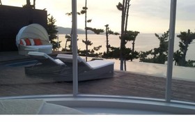 Pohang Nature Pool Villa Pension