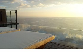 Pohang Nature Pool Villa Pension