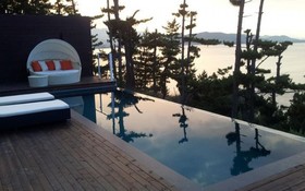 Pohang Nature Pool Villa Pension