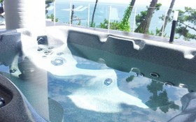 Pohang Nature Pool Villa Pension