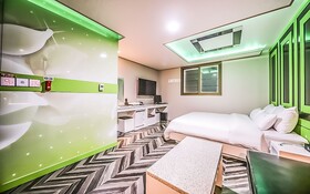 Pohang Ocheon Q Motel
