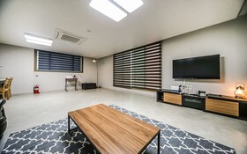 Pohang Ocheon Q Motel