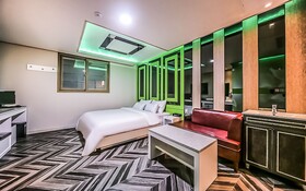 Pohang Ocheon Q Motel