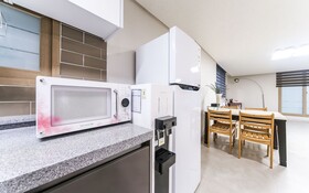 Pohang Ocheon Q Motel