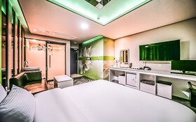 Pohang Ocheon Q Motel