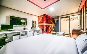 Pohang Ocheon Q Motel