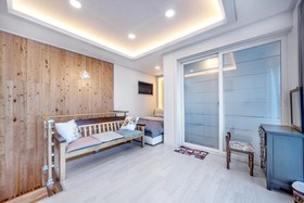 Pohang Playbeach Pool Villa