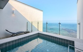 Pohang Red House Ocean Hills Pool Villa