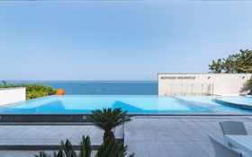Pohang Red House Ocean Hills Pool Villa