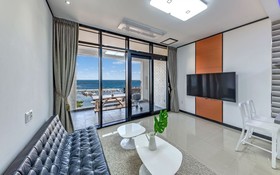 Pohang The East Pool Villa Pension