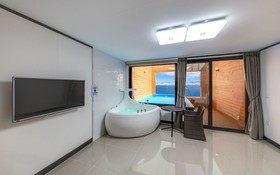 Pohang The East Pool Villa Pension