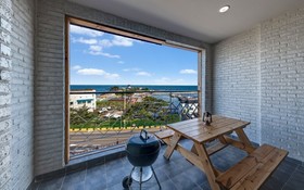 Pohang The East Pool Villa Pension