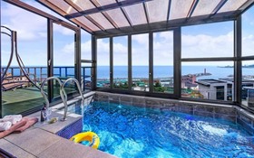 Pohang Uni Pool Villa